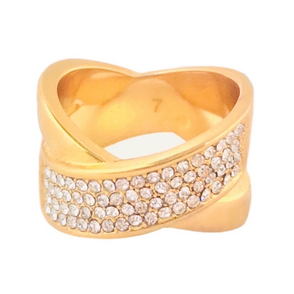 MICHAEL KORS • Gold Brilliance Crossover Ring - Picture 6 of 7